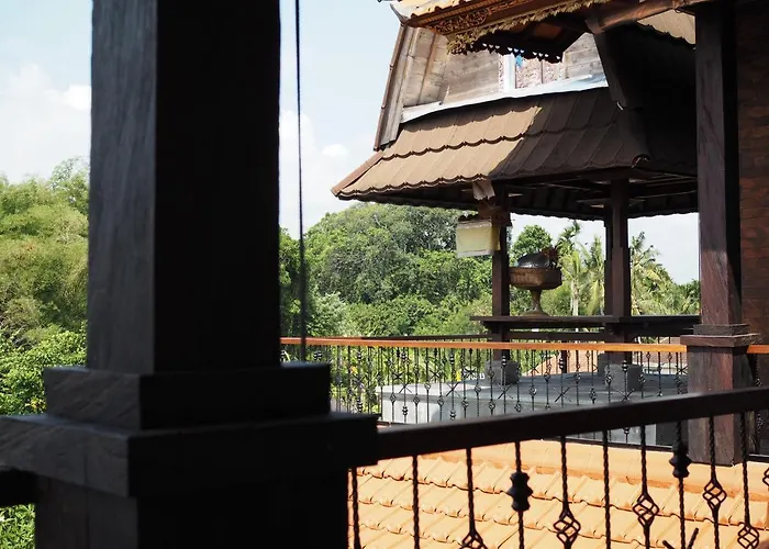 Kampung Sari 营地